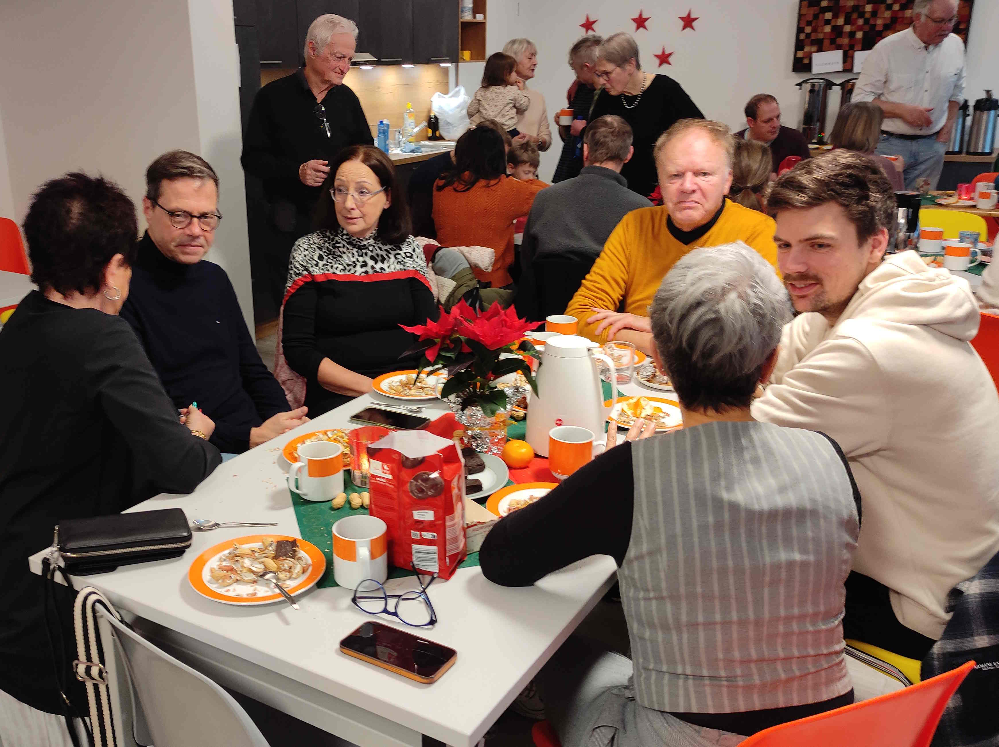 Weihnachtsfeier 251207 12